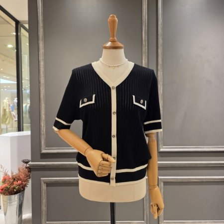 브이넥 골지 니트