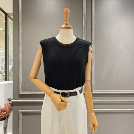 라운드 브이짜임 민소매 니트