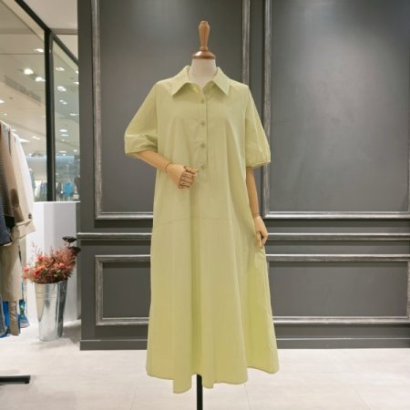 루즈핏 A라인 카라넥 원피스