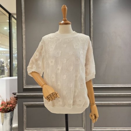 주름넥 플라워 패턴 블라우스