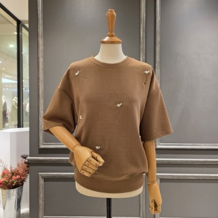 진주장식 자수 티셔츠