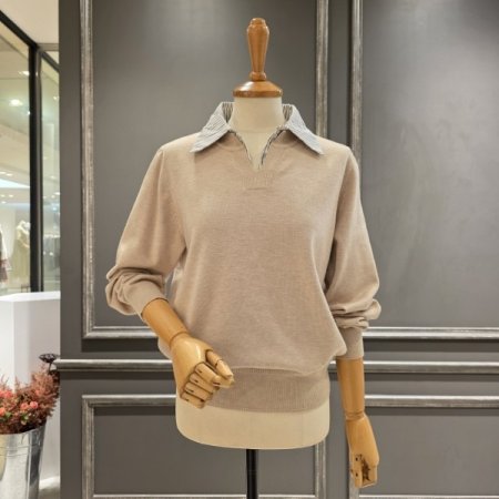 카라넥 배색 니트