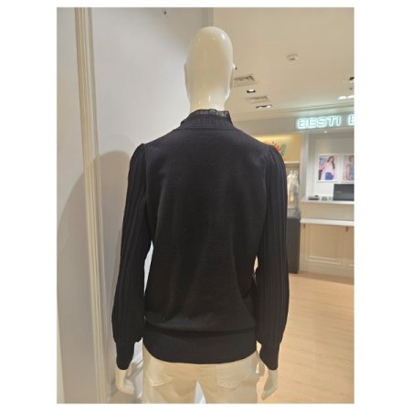 플리츠 슬리브 하이넥 니트