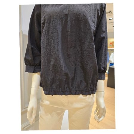 배색 하이넥 밴딩 블라우스