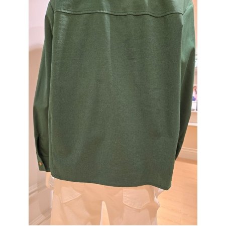 양 포켓 플리티드 셔츠