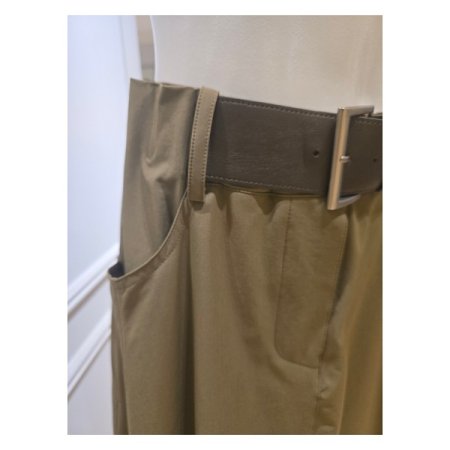 벨트 장식 나일론 스커트