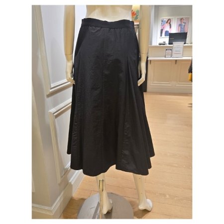 뒷 밴딩 플레어 스커트