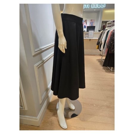 핀턱 절개 플레어 스커트