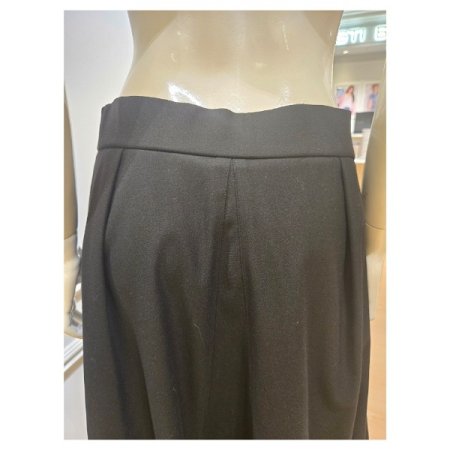 핀턱 절개 플레어 스커트