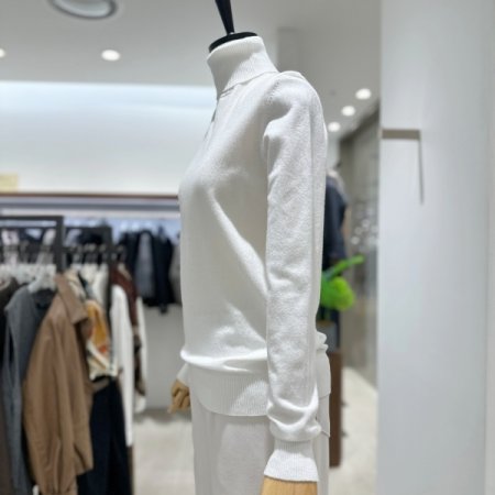 터틀넥 니트