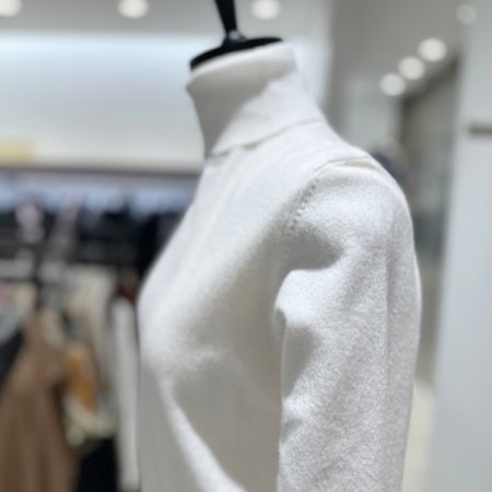터틀넥 니트