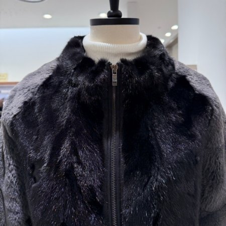 밍크 퍼 하이넥 점퍼