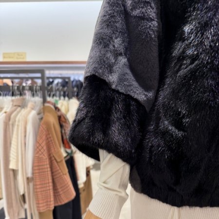 밍크 퍼 하이넥 점퍼