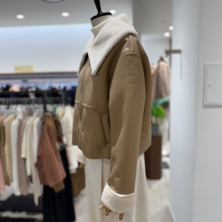 빅카라 무스탕 점퍼