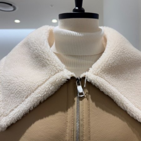 빅카라 무스탕 점퍼