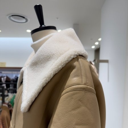 빅카라 무스탕 점퍼