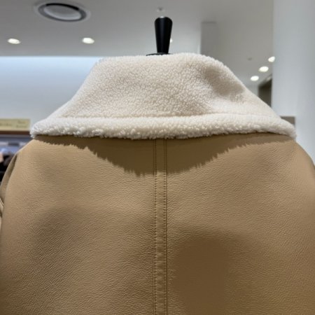 빅카라 무스탕 점퍼