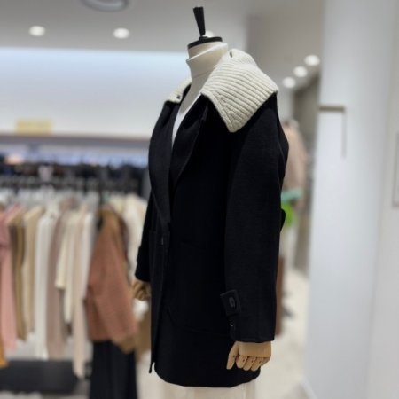 와이드 니트 카라 울 코트