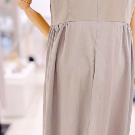 사선배색 원피스