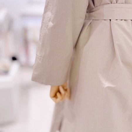 벨티드 트렌치코트