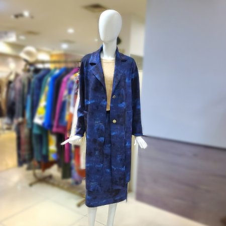 오로라트렌치코트