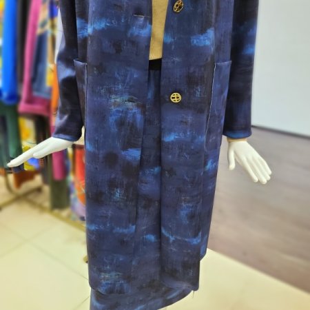 오로라트렌치코트