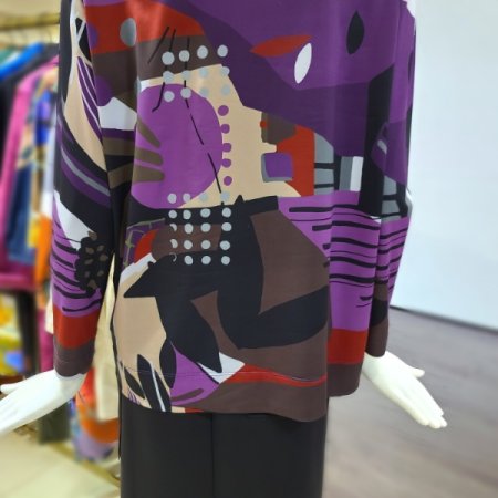 프린트입술넥블라우스