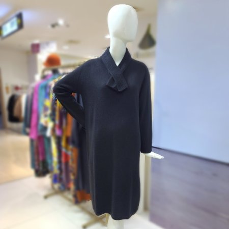 머플러부착니트원피스