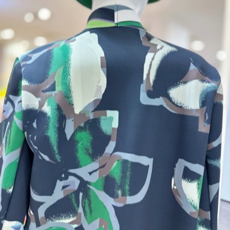 사각 리브카라 재킷