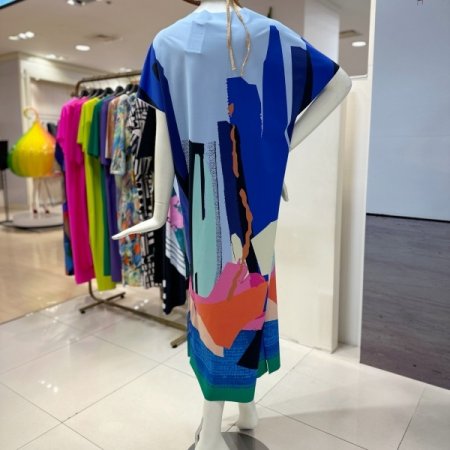 기하학보더 라운드넥 롱 드레스