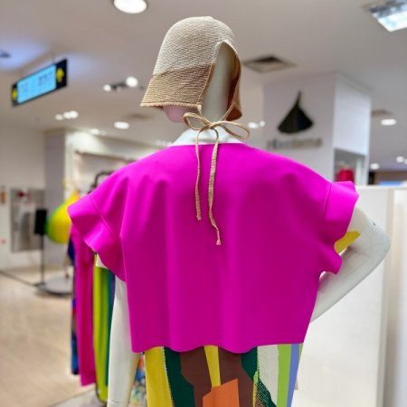 러플 소매 베스트