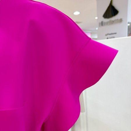 러플 소매 베스트