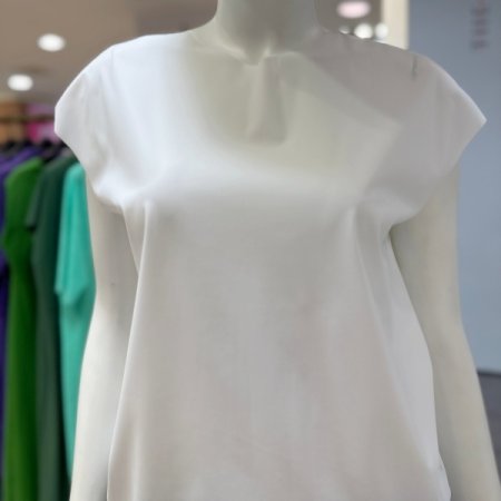 무지 캡소매 티셔츠형 블라우스