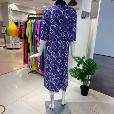 지오 카라 배색 드레스