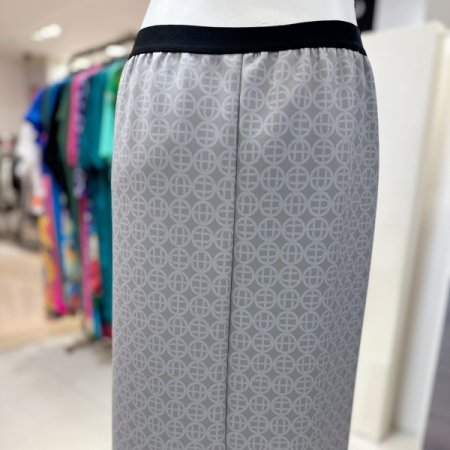 A로고 H라인 스커트