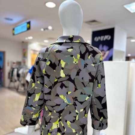 프린팅 패턴 자켓