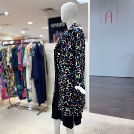 패턴 카라넥 코트