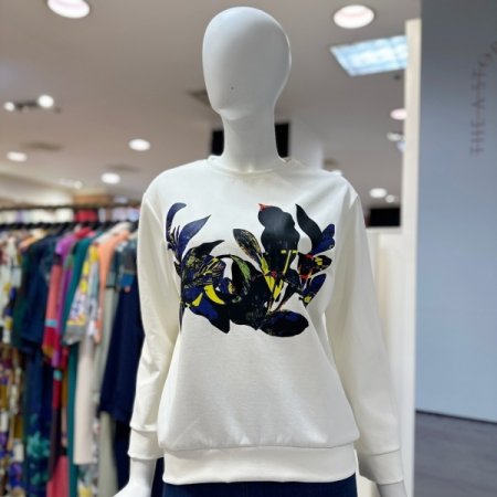 전면프린팅 긴팔 티셔츠