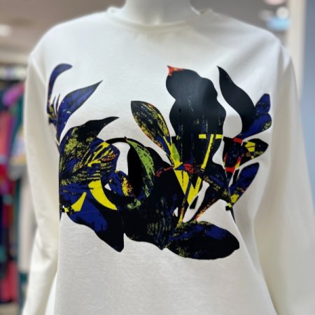 전면프린팅 긴팔 티셔츠