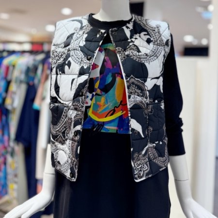 리버서블 로고 패딩 숏 베스트