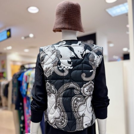 리버서블 로고 패딩 숏 베스트