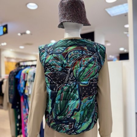 리버서블 크레이리프 패딩 숏 베스트