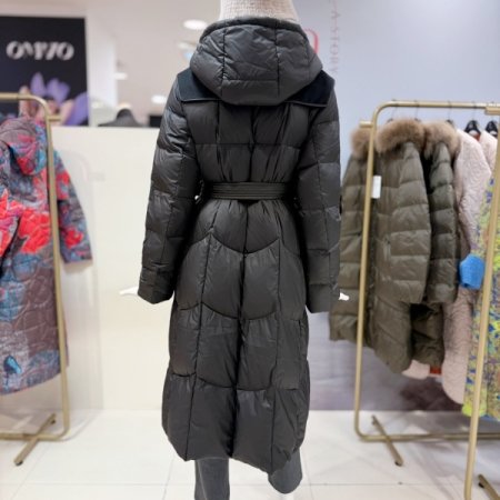 구스다운 배색 롱 패딩점퍼