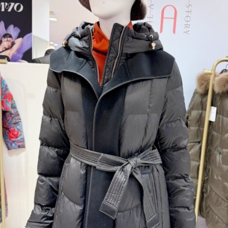 구스다운 배색 롱 패딩점퍼