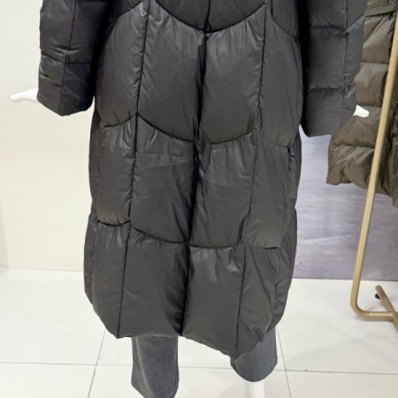 구스다운 배색 롱 패딩점퍼