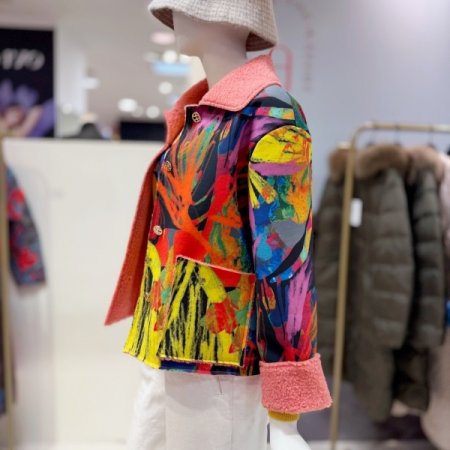 플라워 드로잉 숏 자켓