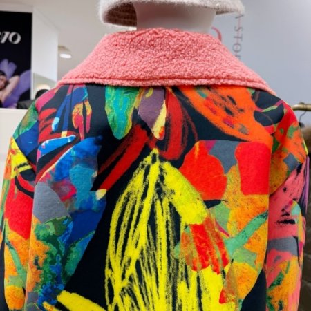 플라워 드로잉 숏 자켓