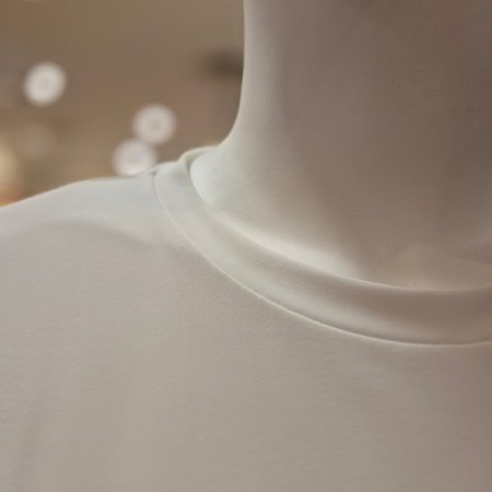 고양이 라운드 티셔츠