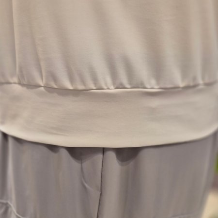 고양이 라운드 티셔츠