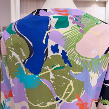 프린팅 라운드 긴팔 티셔츠